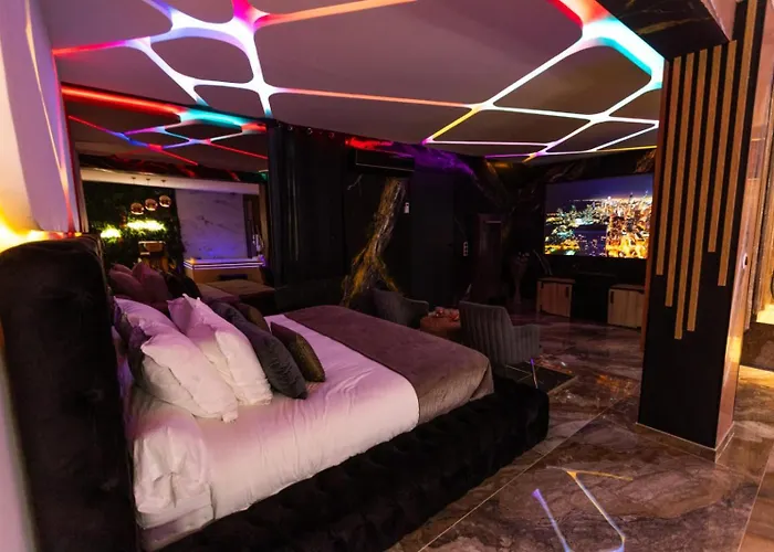 Krystalisya Room Suite Spa Privatif Sauna Jacuzzi Siege Massant